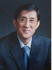 李洪钟 2005年当选为中科院院士